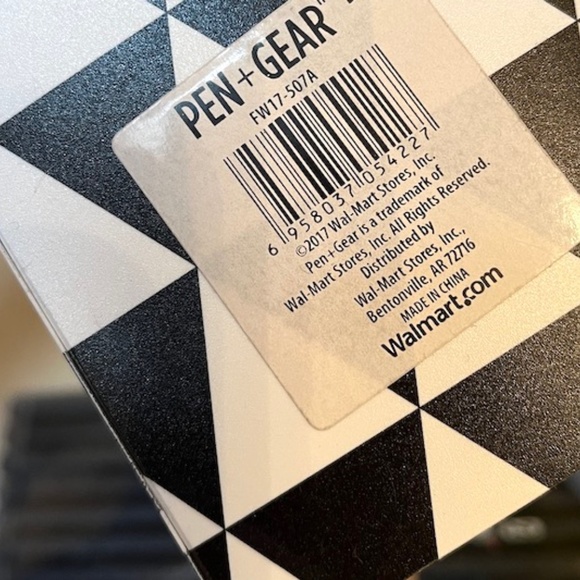 Case for Pens Pencils Implements & set of 8 Pencils. NWT. NEW. School Supplies. - Picture 4 of 6